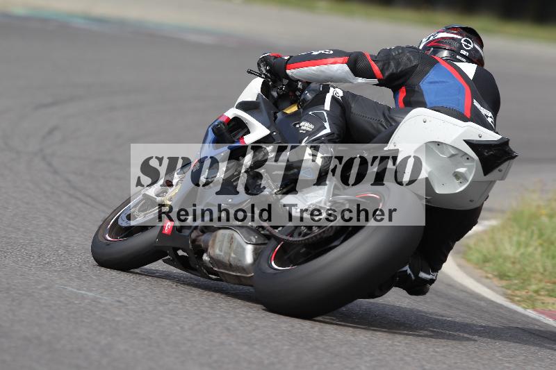 /Archiv-2022/37 07.07.2022 Speer Racing ADR/Gruppe rot/backside